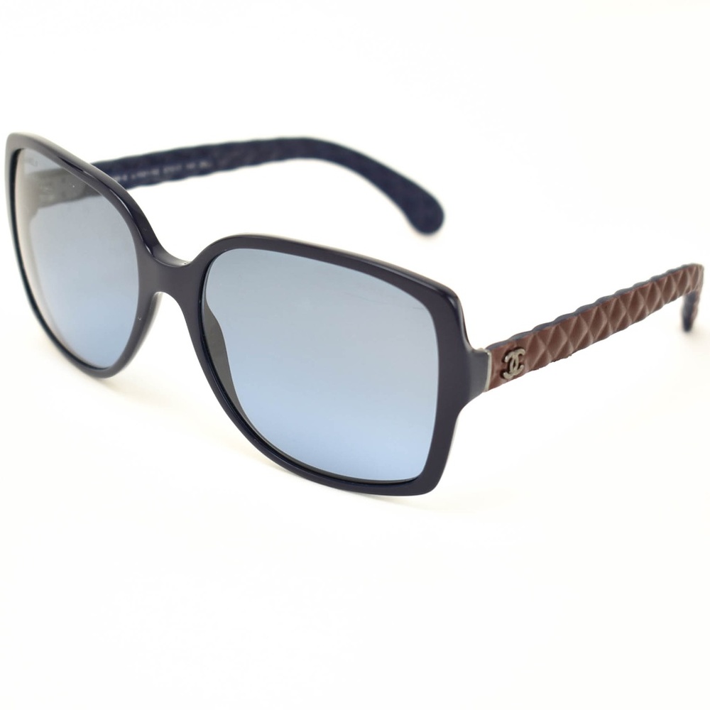 CHANEL: Navy & Burgundy Leather "CC" Sunglasses dw
